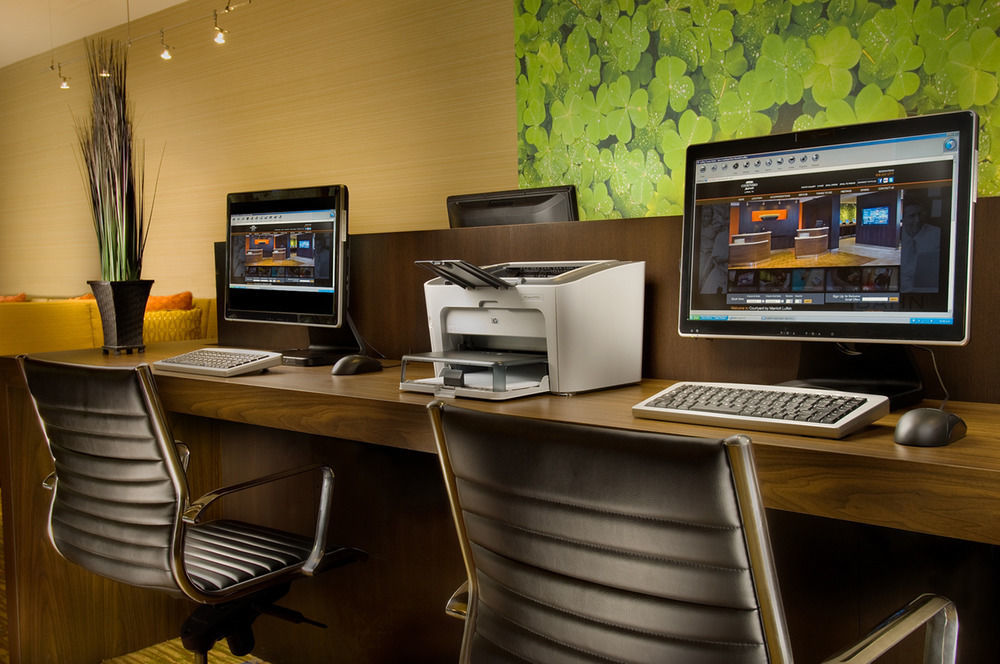 Courtyard By Marriott Hotel Wichita Falls