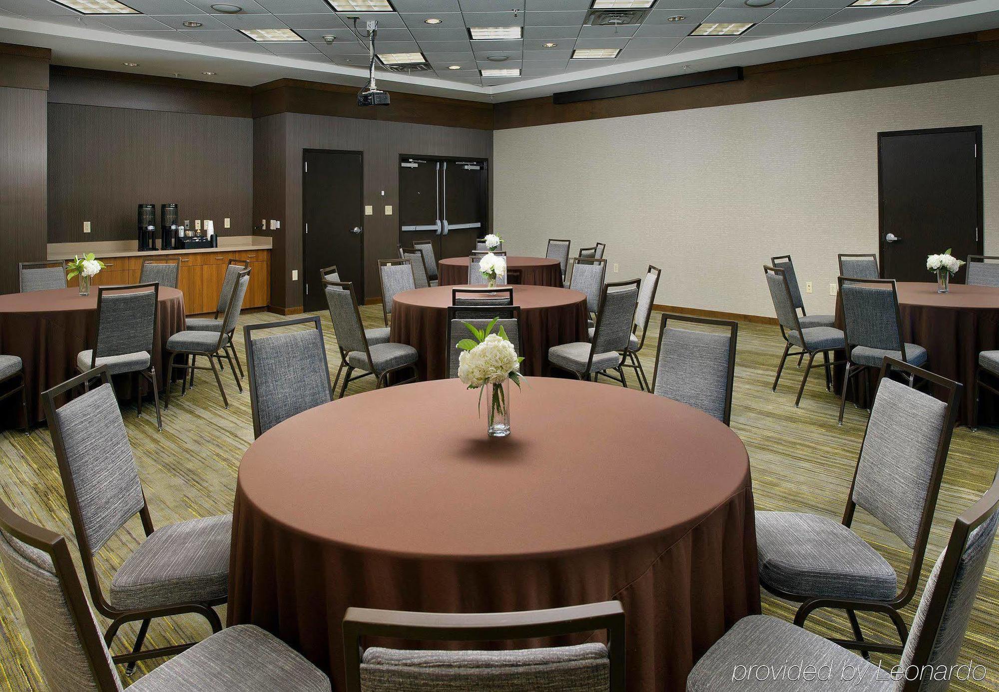 Courtyard By Marriott Hotel 3*