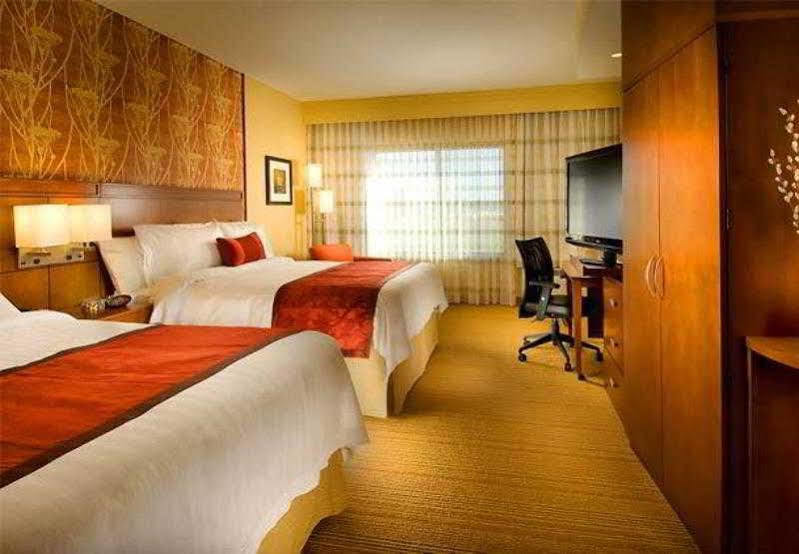 Hotel Courtyard By Marriott